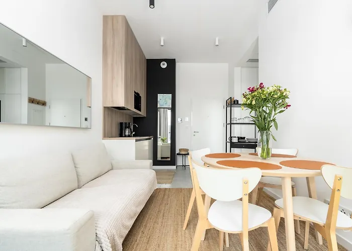 Shellter アパート ロゴボ